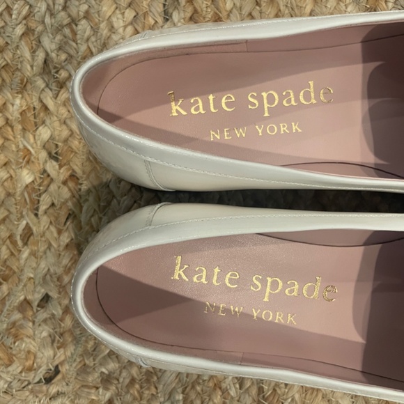 KATE SPADE *NWOT* loafers flats bow patent leather - Picture 3 of 4